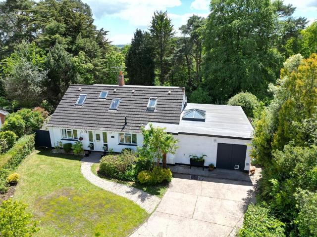 House for sale in West Hill, Budlake