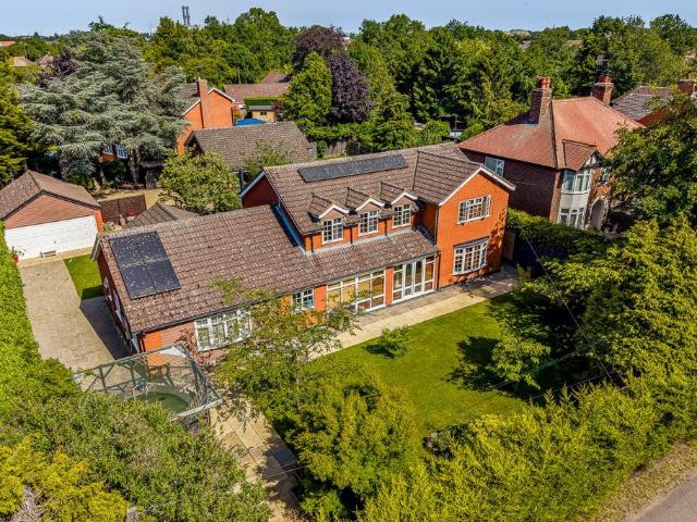House for sale in Gosberton Clough, Lincolnshire