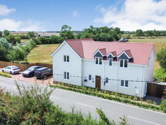 House for sale in Bedford
