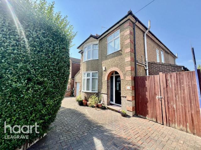 House for sale in Dunstable, Bedfordshire