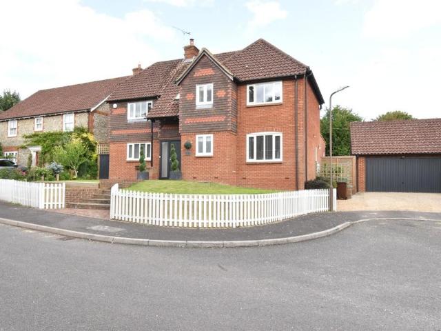 House for sale in Midway, Kent