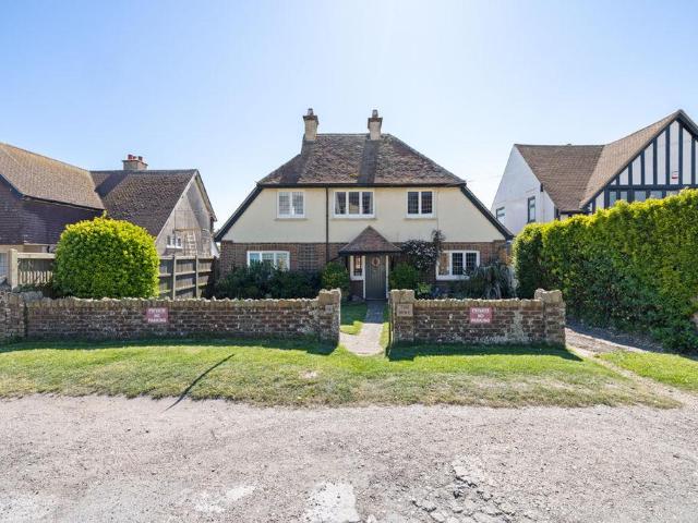 House for sale in Littlecote, West Sussex