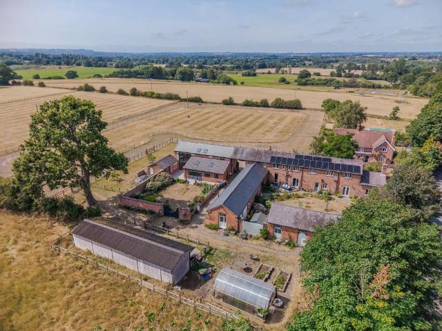 House for sale in Weaverham, Hartford