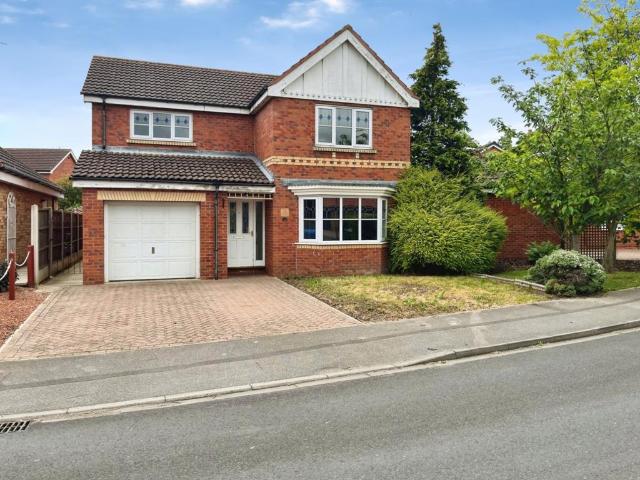 House for sale in Rossington, South Yorkshire