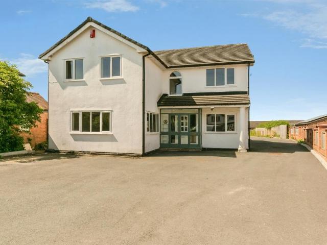 House for sale in Littler, Winsford