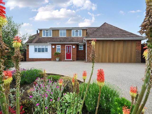 House for sale in The Bridge, Kent