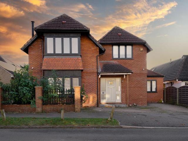 House for sale in Epsom, Epsom and Ewell