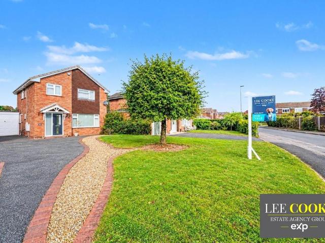 House for sale in Wheaton Aston, South Staffordshire