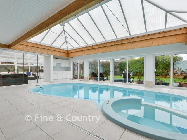 House for sale in Acol, Kent