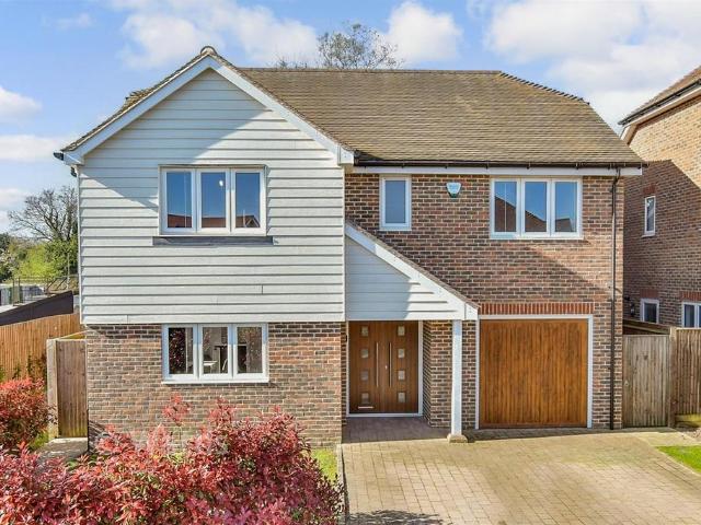 House for sale in Oad Street, Kent