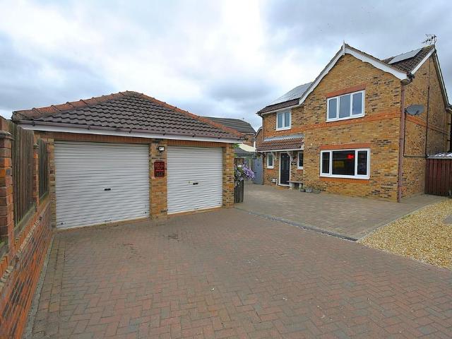 House for sale in Armthorpe, South Yorkshire