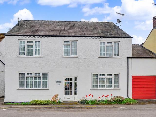 House for sale in Stanley, Caldermill