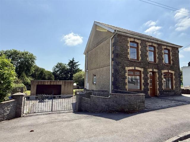 House for sale in Gorslas, Foel-gastell