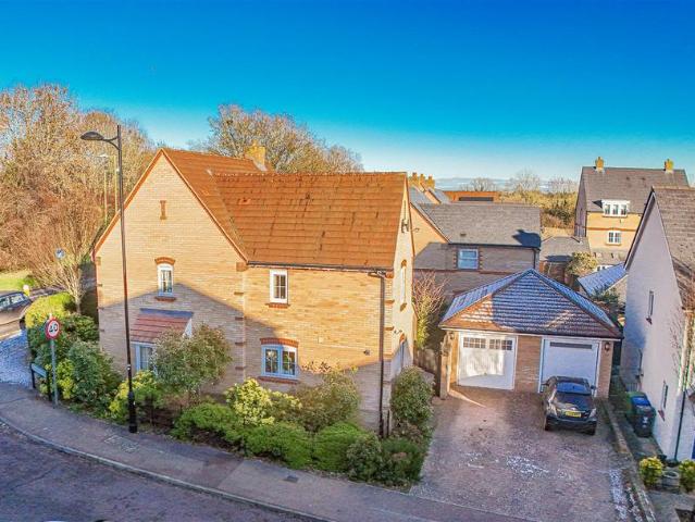 House for sale in Pouchen End, Hertfordshire