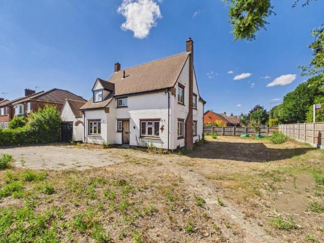 House for sale in Fordham Heath, Essex