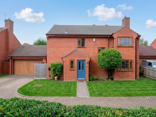 House for sale in Earls Barton