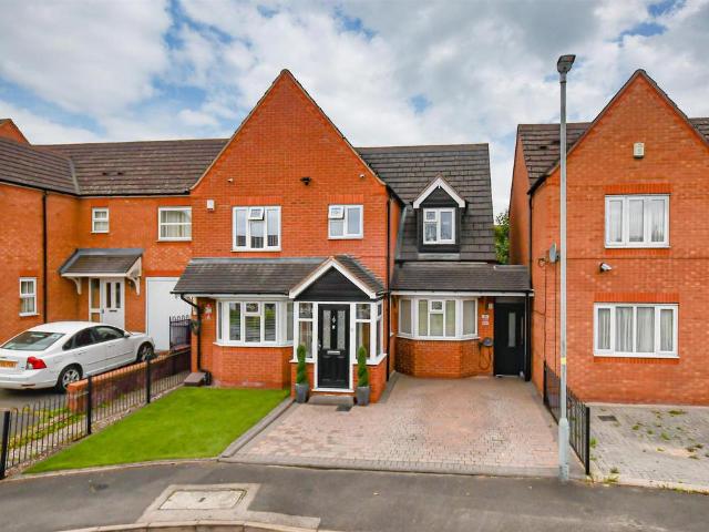 House for sale in Ettingshall Park, West Midlands