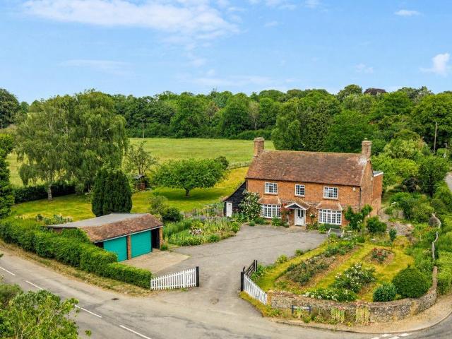House for sale in King's Walden, Hertfordshire