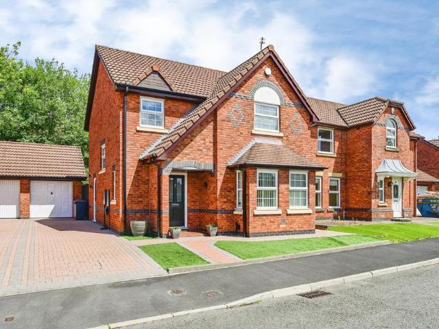 House for sale in Huyton, Knowsley