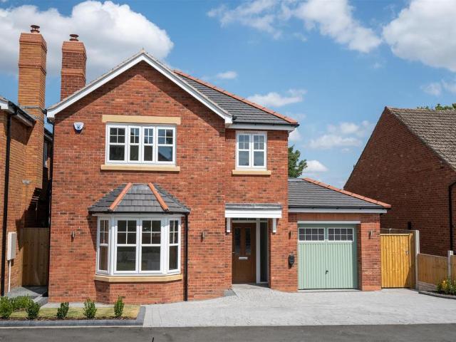 House for sale in Stourbridge, West Midlands