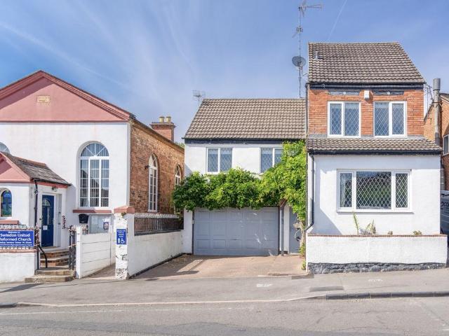 House for sale in Smestow, Great Chatwell