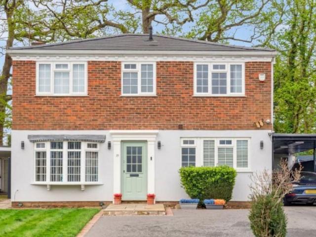 House for sale in London Borough of Hillingdon, Greater London