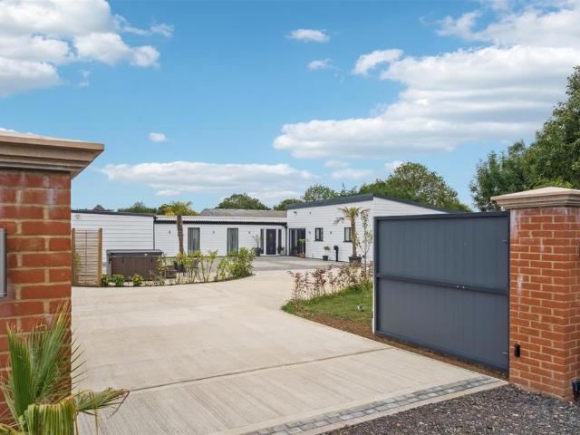 House for sale in Great Brickhill