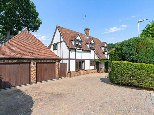 House for sale in Langdon Hills, Essex