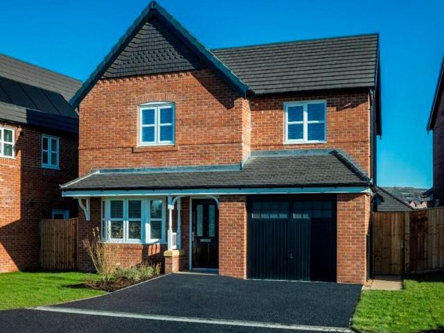 House for sale in Lee Bank, Greater Manchester