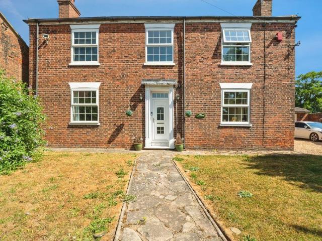 House for sale in East Halton, North Lincolnshire