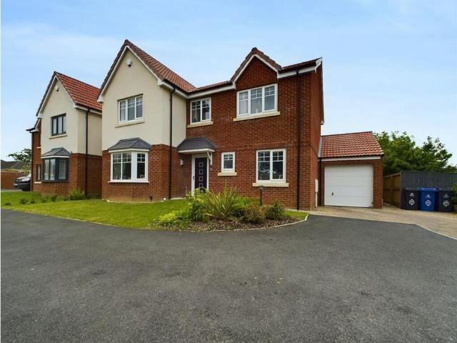 House for sale in Hatfield, South Yorkshire