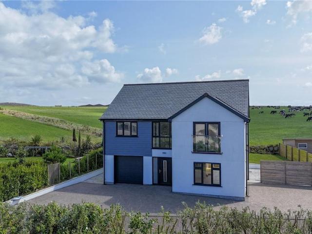 House for sale in Mayon, Sennen