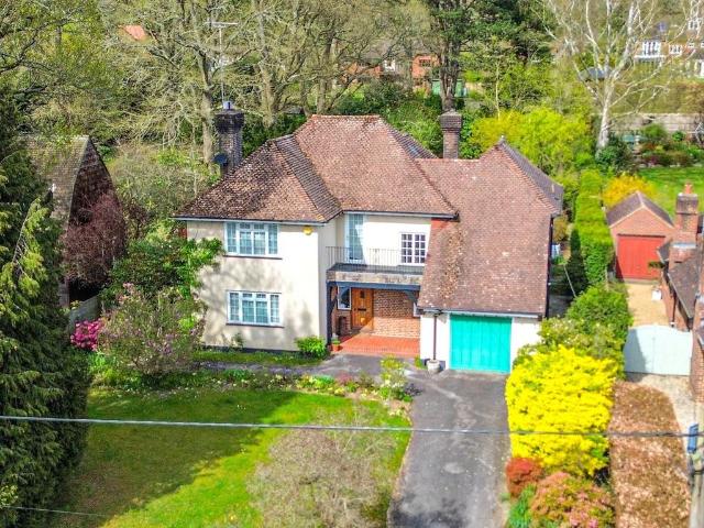 House for sale in Perryfields, West Sussex