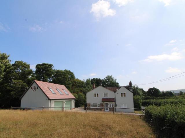 House for sale in Rushbury, Shropshire