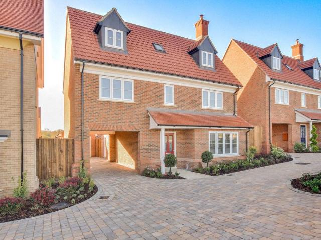House for sale in Duton Hill, Essex