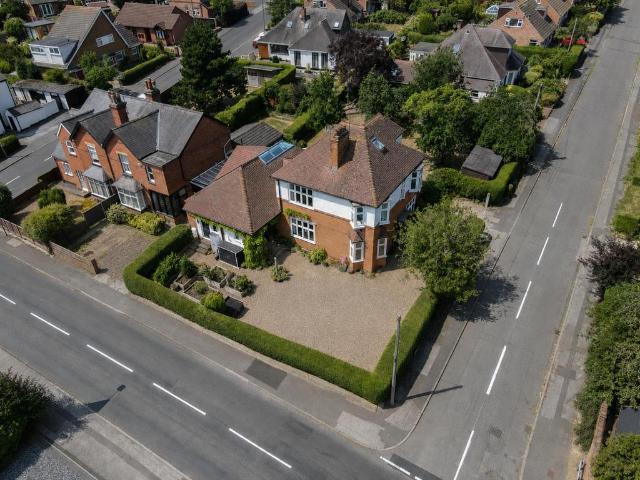 House for sale in Plumtree Park, Barton In Fabis