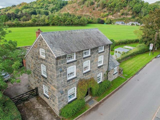 House for sale in Meifod, Wales