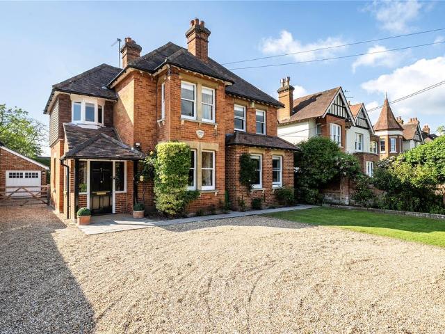 House for sale in Hart, Hampshire