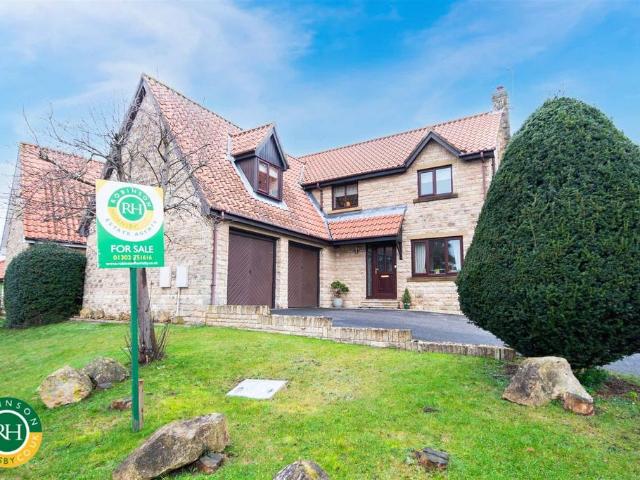 House for sale in Norton, Campsall