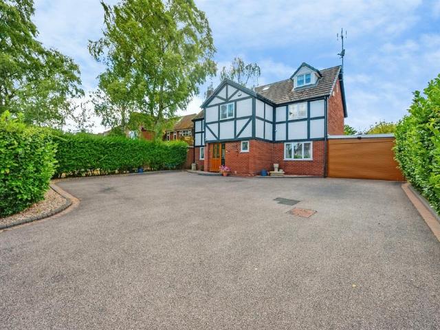 House for sale in Chadsmoor, Staffordshire