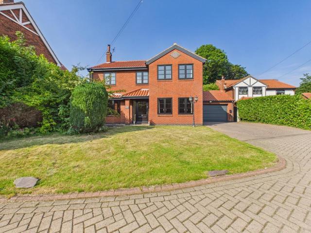 House for sale in Burton Pidsea