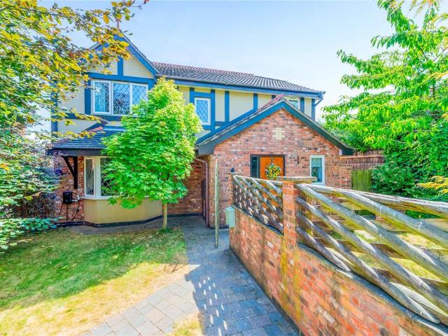 House for sale in St. Georges and Priorslee, Telford
