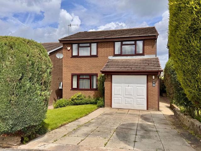 House for sale in Woolley, Charlesworth