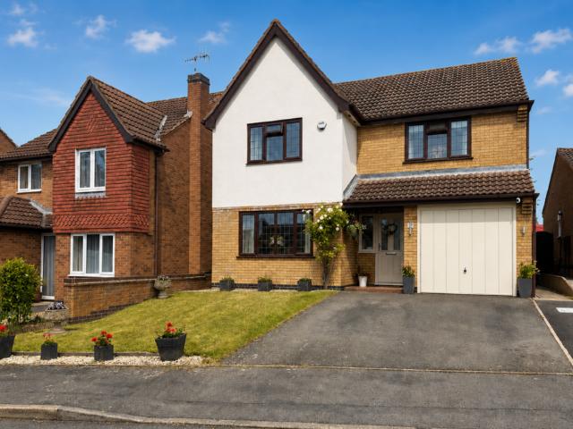House for sale in Castle Donington, Leicestershire