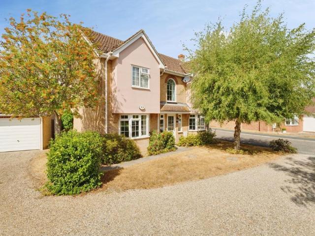 House for sale in Chelmondiston, Suffolk