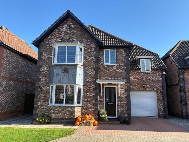 House for sale in North Ferriby, Hull and East Yorkshire