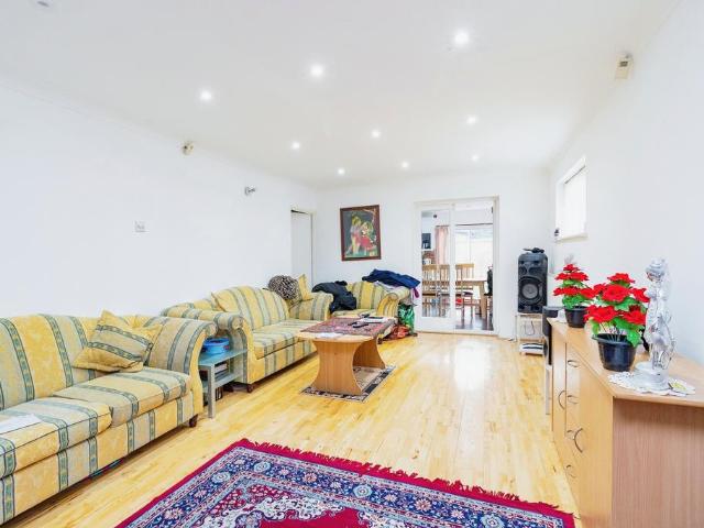 House for sale in Great Linford, Milton Keynes