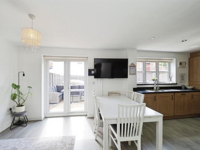 House for sale in Castle Donington, Leicestershire