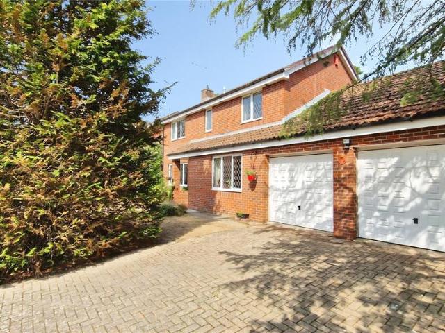 House for sale in Binfield