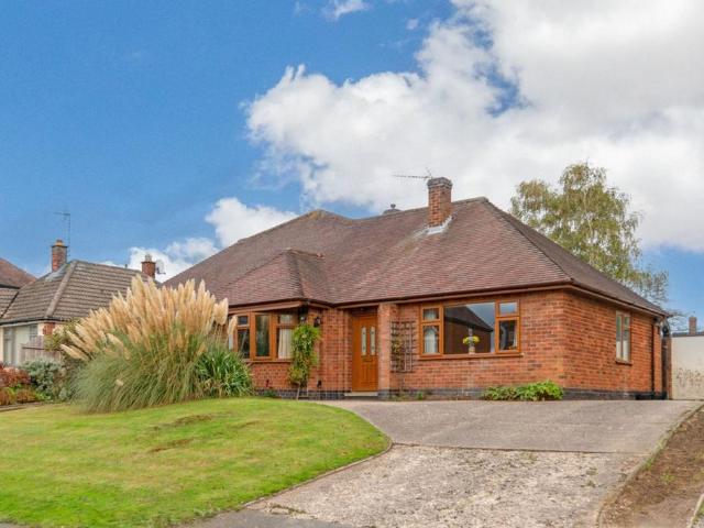 House for sale in Camp Hill, Warwickshire
